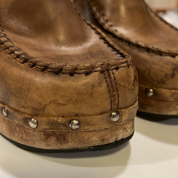 Candies - 9, block wooden heel, leather slip on clogs, 90s - Picture 9 of 12